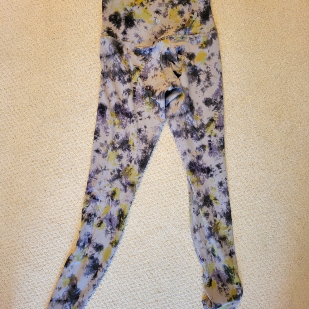 Lululemon workout pants